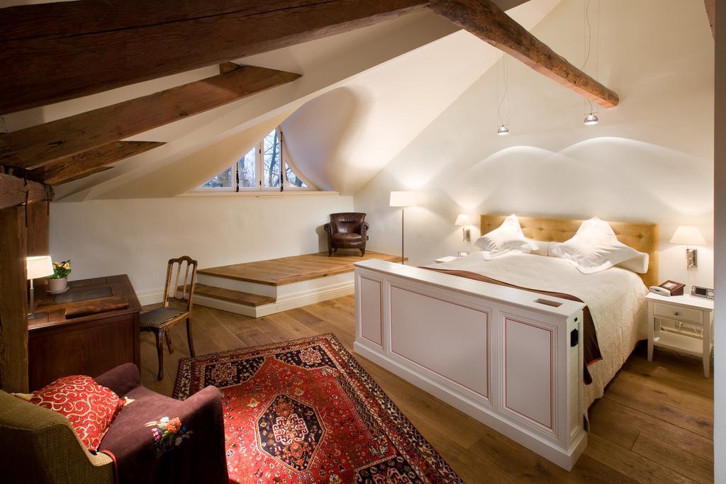 Paedaste Manor Room photo