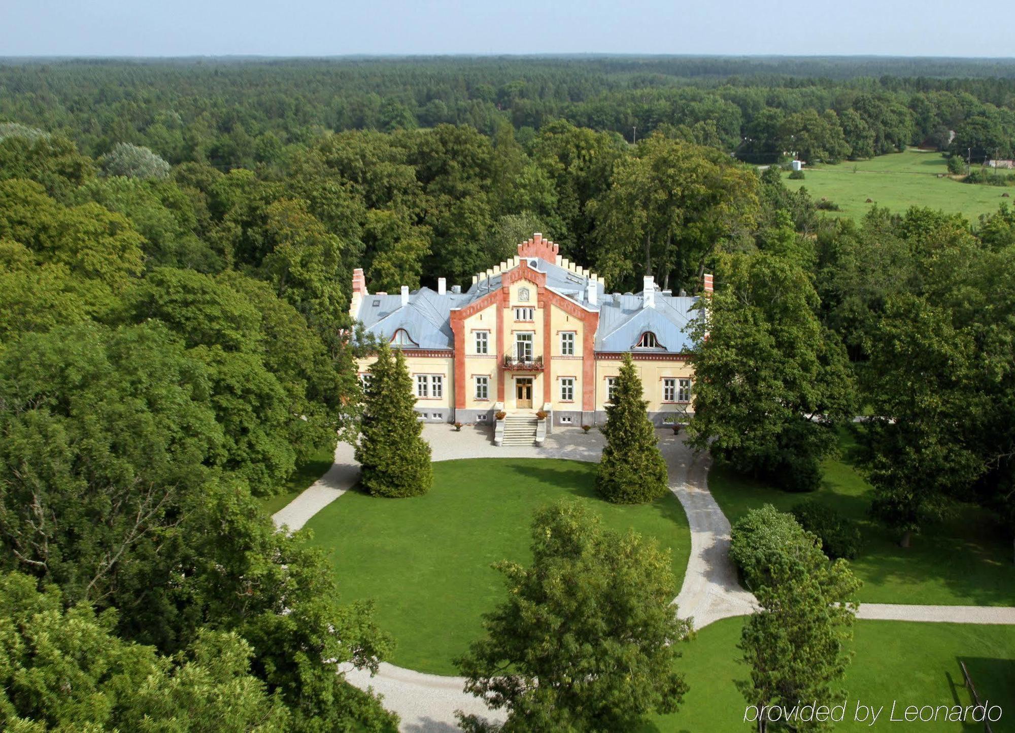Paedaste Manor Exterior photo